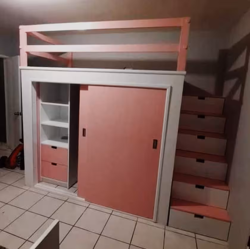 Closet con puertas corredizas: maximiza tu espacio