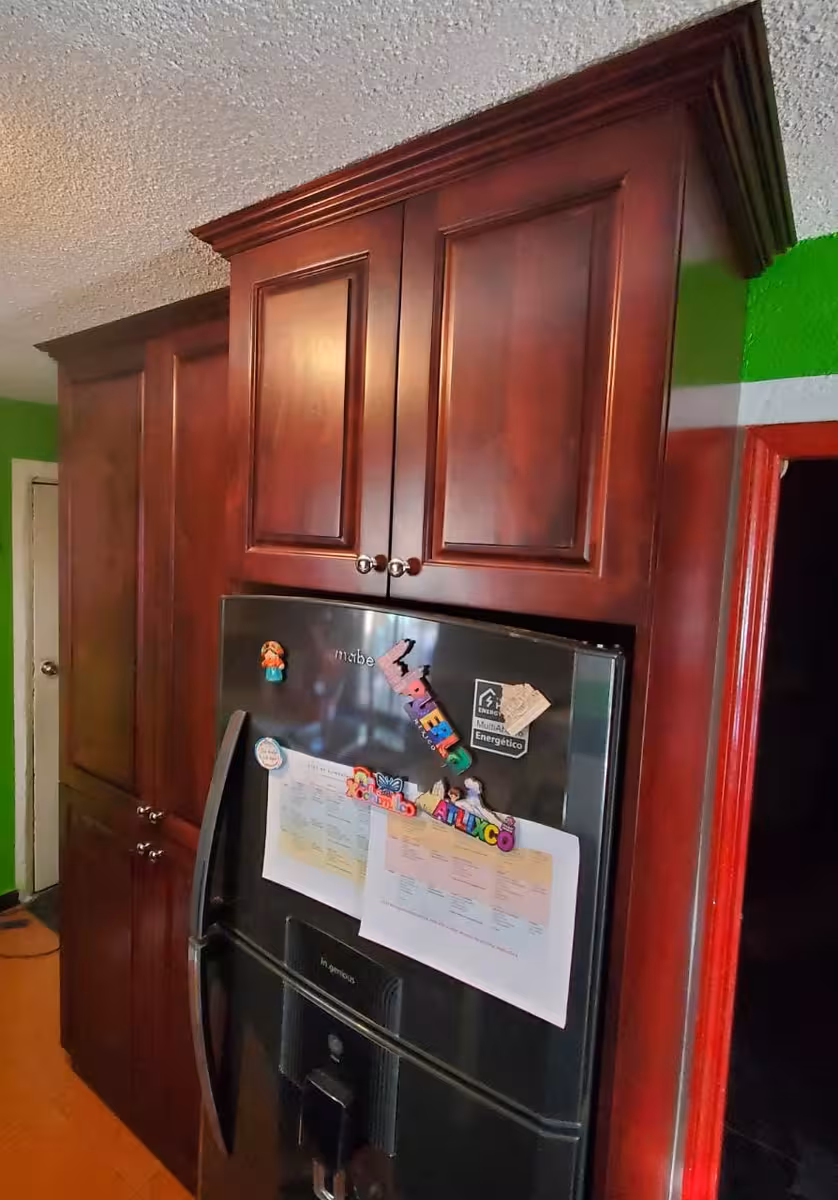 Cocinas integrales Tijuana: diseño premium con triplay de birch