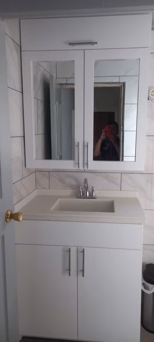 Gabinete de baño en triplay de birch