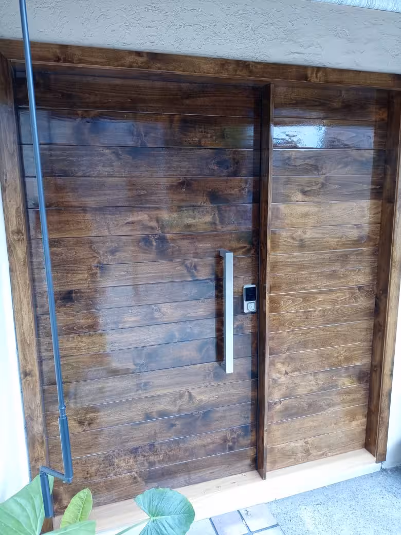 Puertas con cerradura inteligente: seguridad en tu hogar