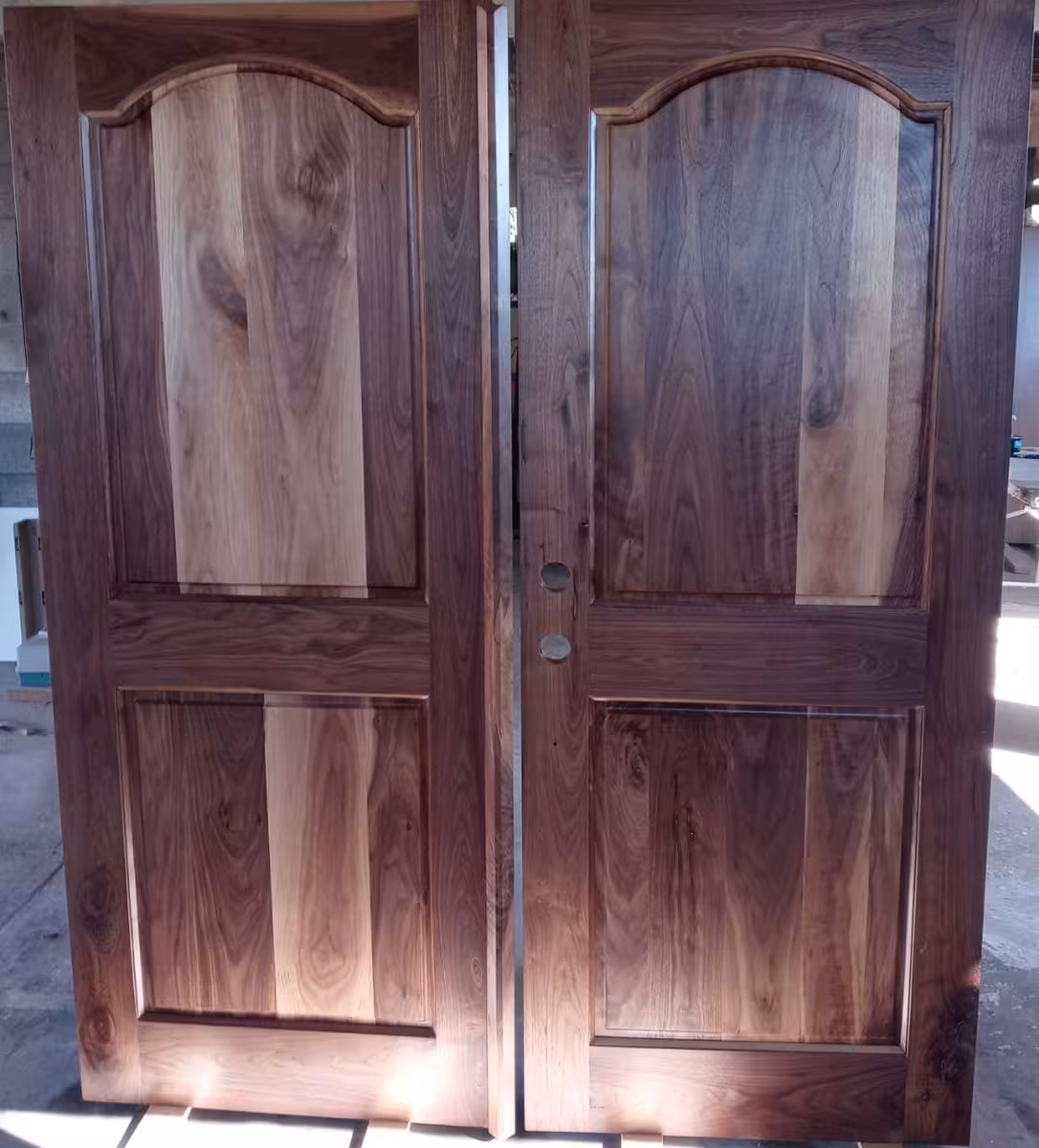 Puertas de madera para exteriores: nogal americano imagen 4