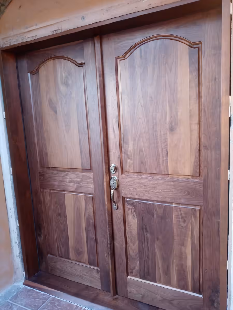 Puertas de madera para exteriores: nogal americano imagen 6