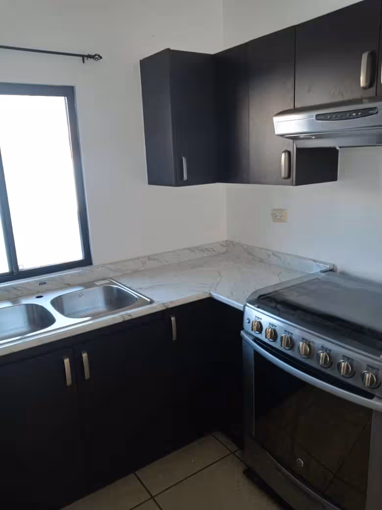 Remodelación de Casa: Renovación de Interiores imagen 2